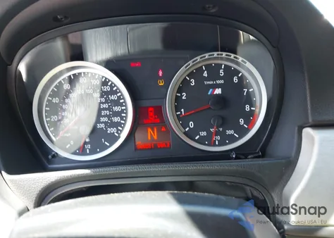 2011 BMW M3 из США, поврежденный, VIN WBSDX9C50BE585251